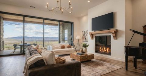 271 James Canyon Loop, Genoa, NV 89411 Photo