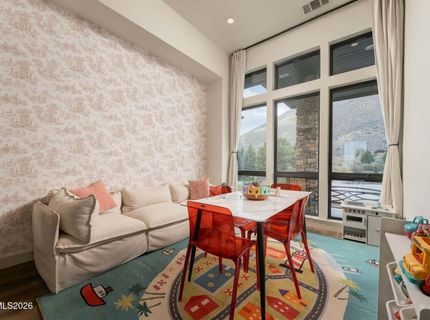 271 James Canyon Loop, Genoa, NV 89411 Photo