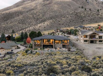 271 James Canyon Loop, Genoa, NV 89411 Photo
