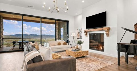 271 James Canyon Loop, Genoa, NV 89411 Photo