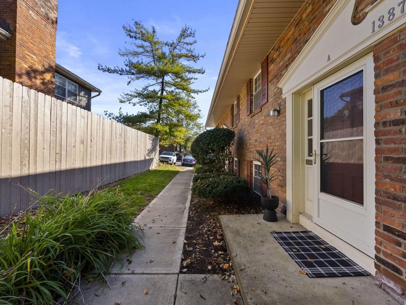 1387 Bluff Avenue , Unit A, Grandview, OH 43212 Photo 33