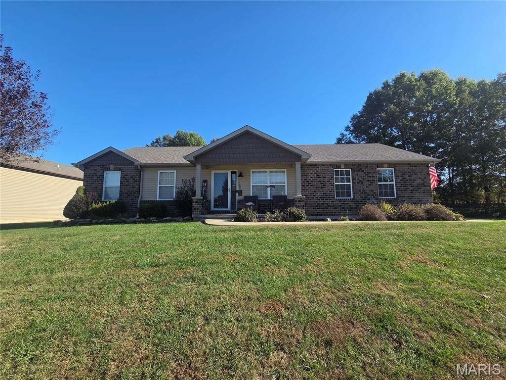 1602 Spring Mill Drive, Wentzville, MO 63385 Main Photo