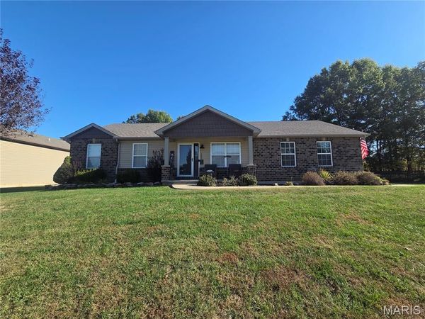 1602 Spring Mill Drive, Wentzville, MO 63385
