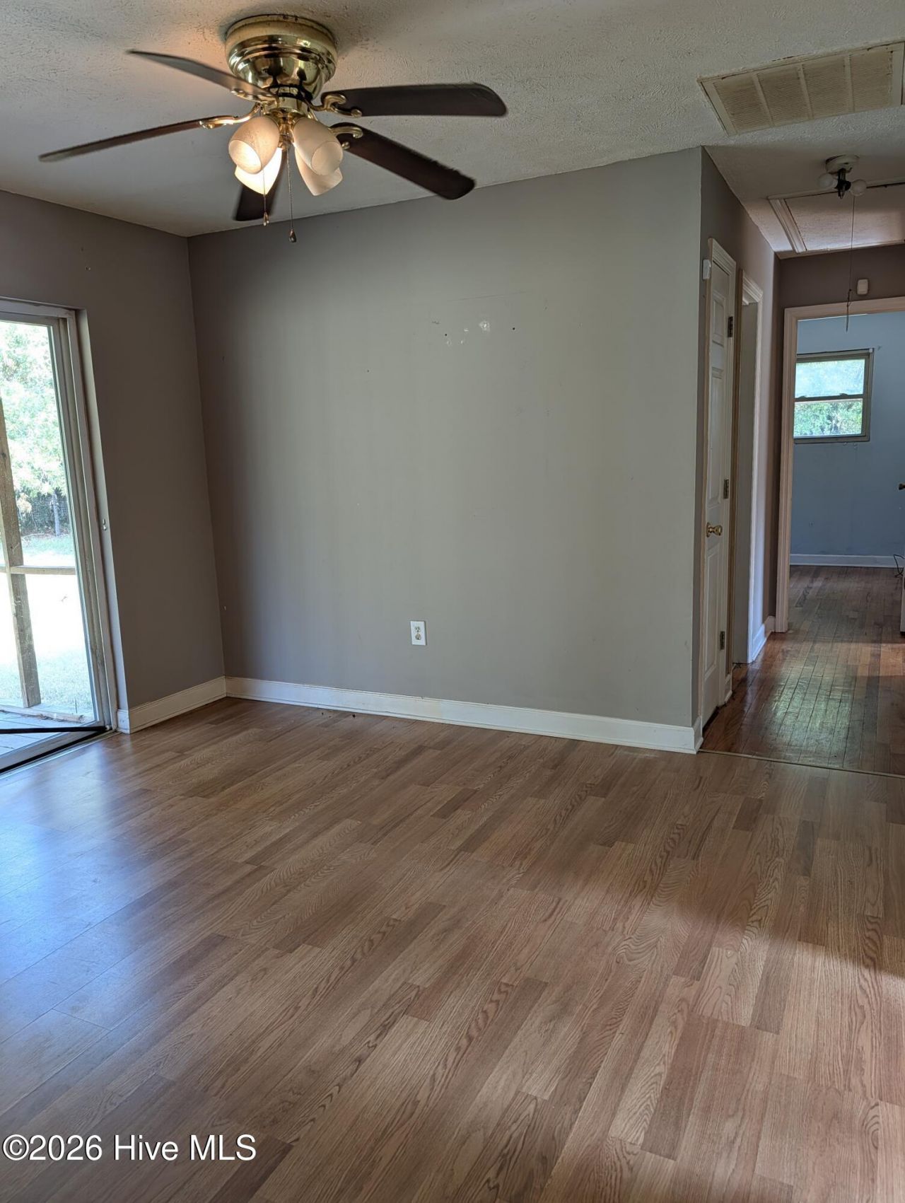127 Wayland Street Photo 5