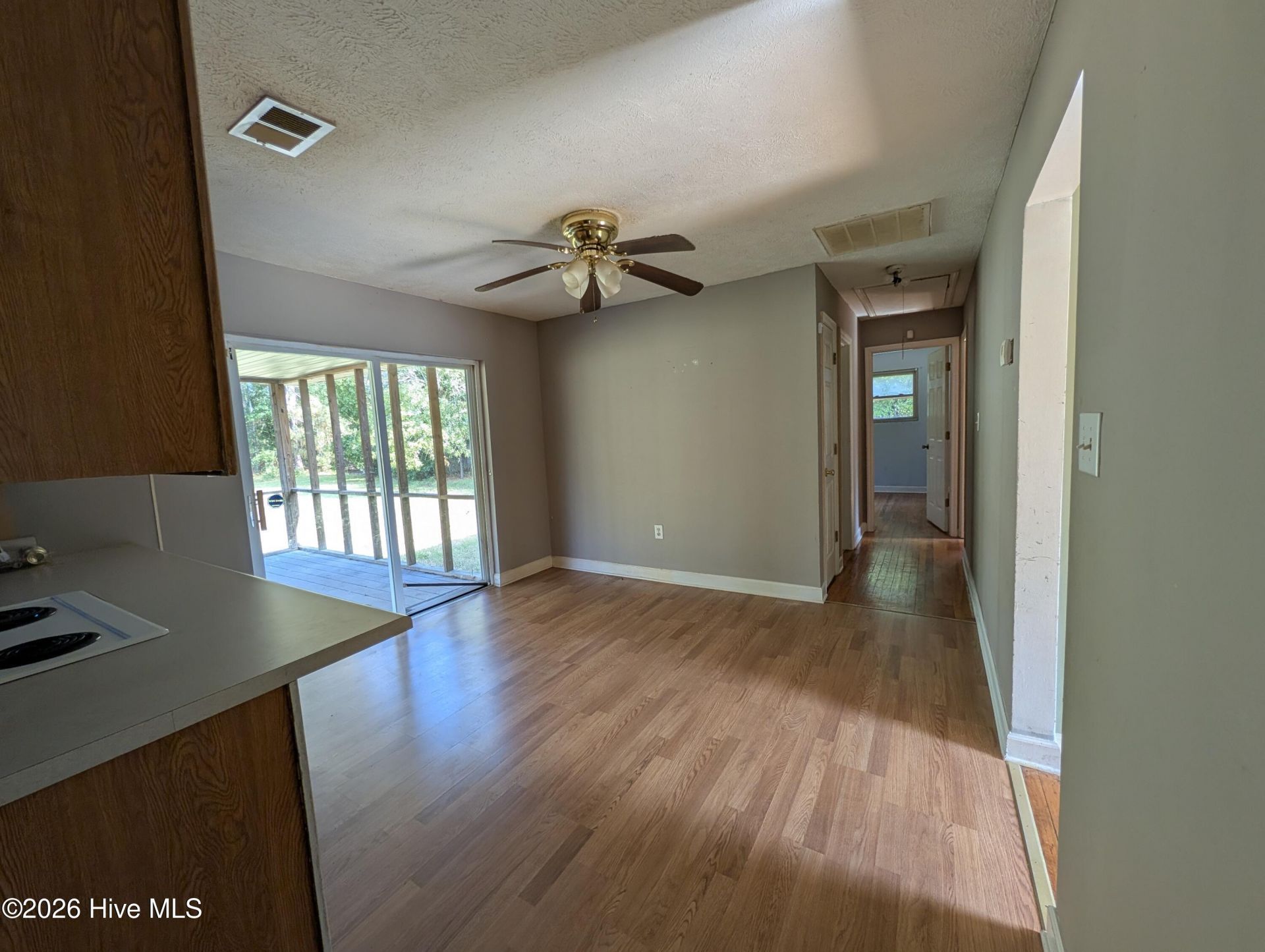 127 Wayland Street Photo 6
