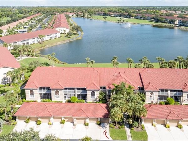 2770 Cypress Trace CIR , Unit 2424, NAPLES, FL 34119