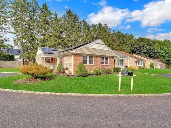 46 Forge Lane , Coram, NY 11727