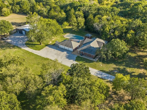 2410 Hedges Road , Ardmore, OK 73401