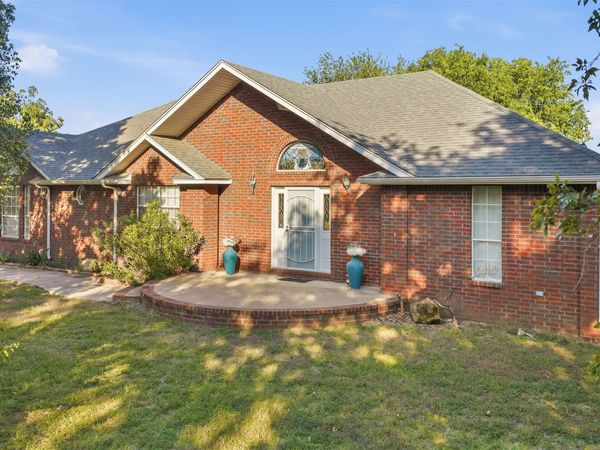 2410 Hedges Road , Ardmore, OK 73401
