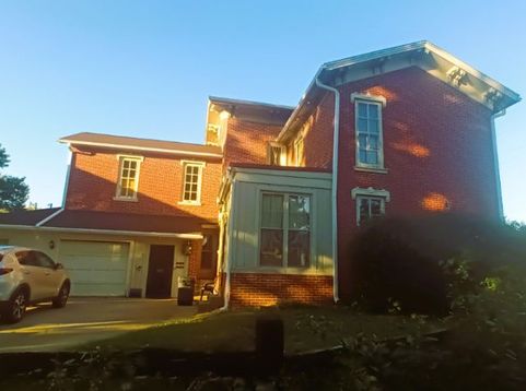 Main Photo