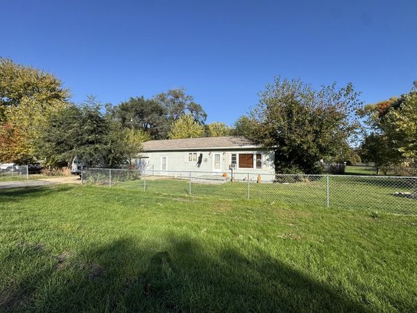 1907 French Street , Rock Falls, IL 61071