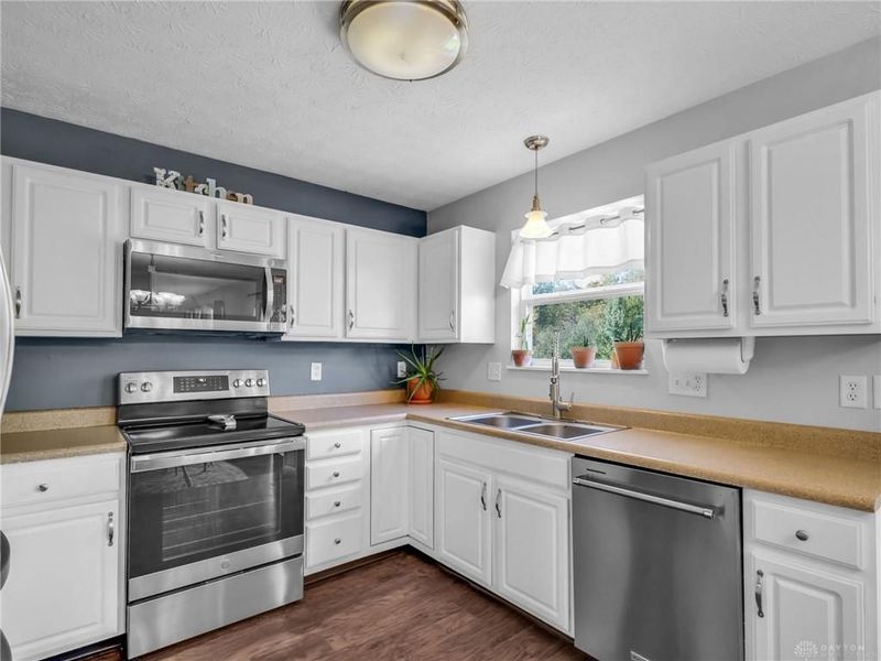 40 Broadcrest Drive, Franklin, OH 45005 Photo 14
