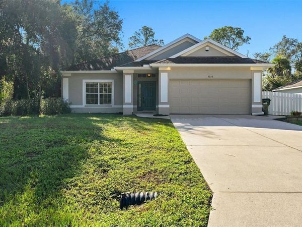 3736 TOWN TER , NORTH PORT, FL 34287