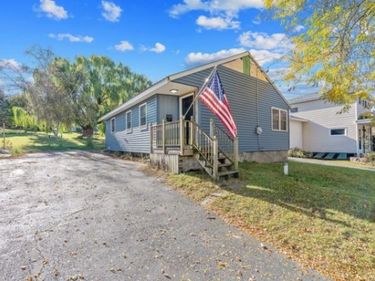 126 Erie Street , Oswego, NY 13126