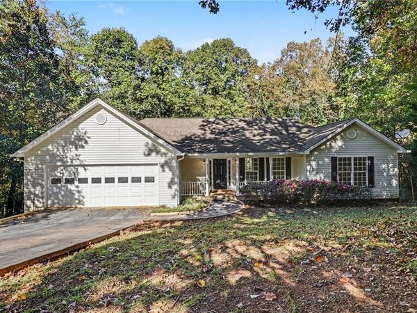 120 Young Deer Drive , Dahlonega, GA 30533