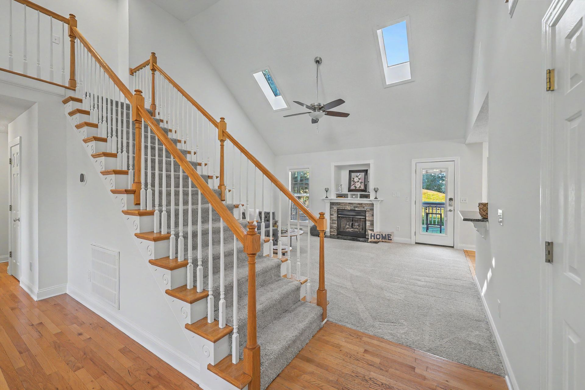 130 Welchman Avenue Photo 11