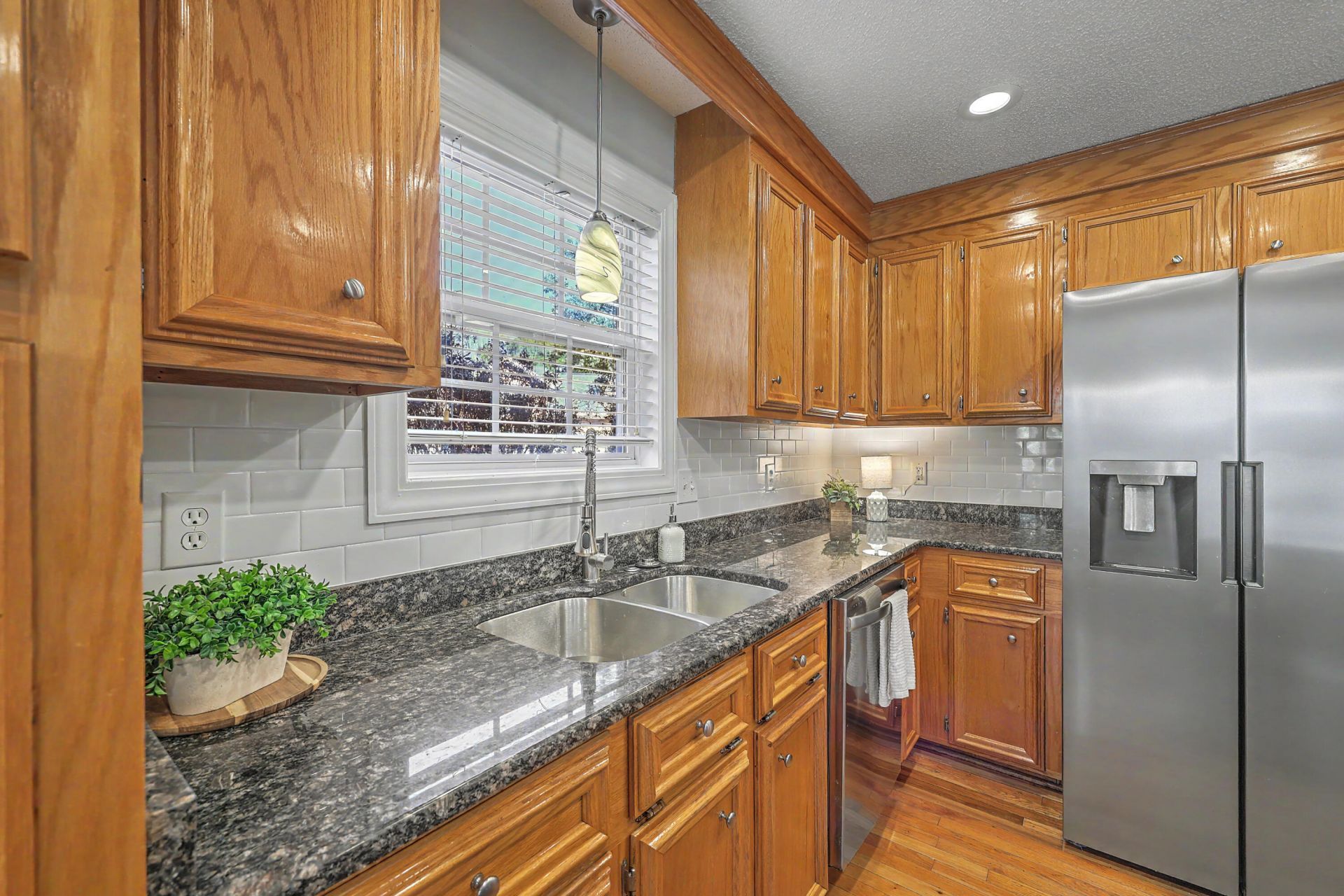 130 Welchman Avenue Photo 20