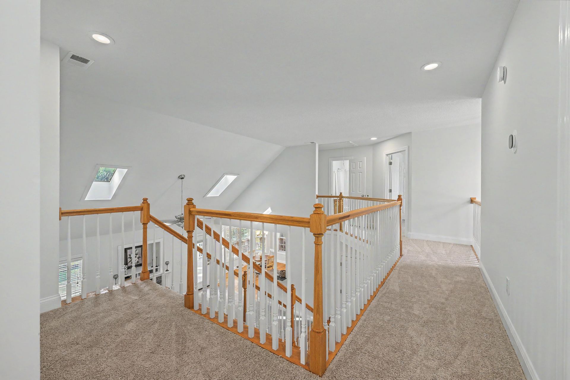 130 Welchman Avenue Photo 32