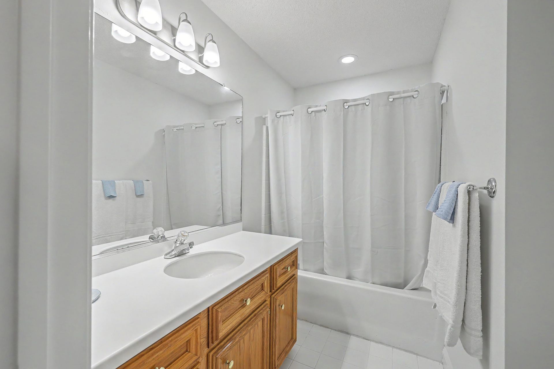130 Welchman Avenue Photo 40