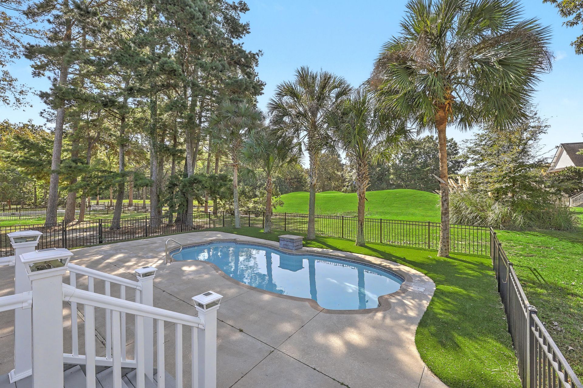 130 Welchman Avenue Photo 44