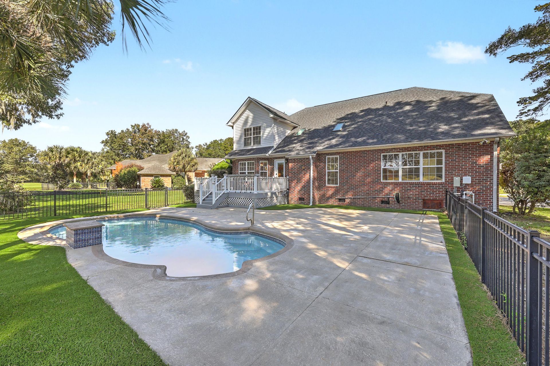 130 Welchman Avenue Photo 47