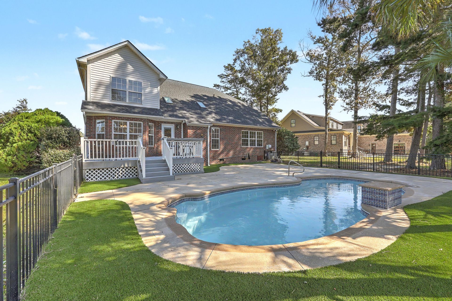130 Welchman Avenue Photo 49