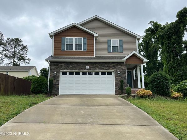 650 W Connecticut Avenue, Southern Pines, NC 28387