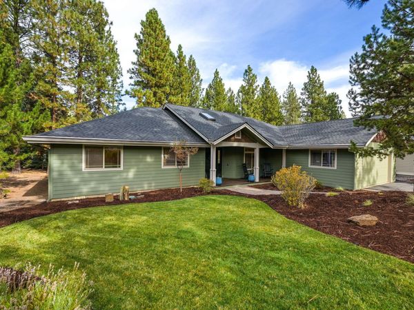2871 NW Melville Drive, Bend, OR 97703