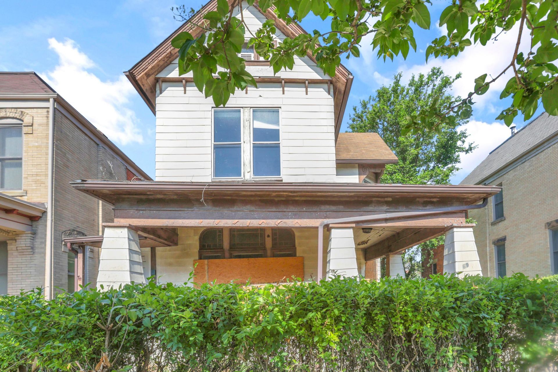 69-71 S Champion Avenue, Columbus, OH 43205 Main Photo