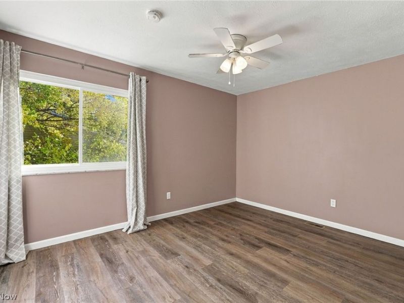 26956 Oxford Park Lane, Olmsted Township, OH 44138 Photo 9
