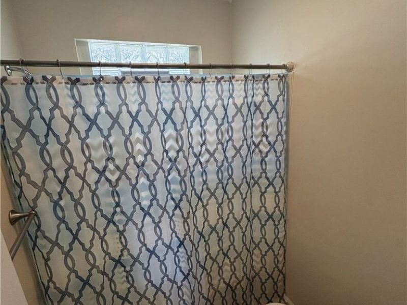1925 Evergreen Avenue, Unit 1925, Akron, OH 44301 Photo 8