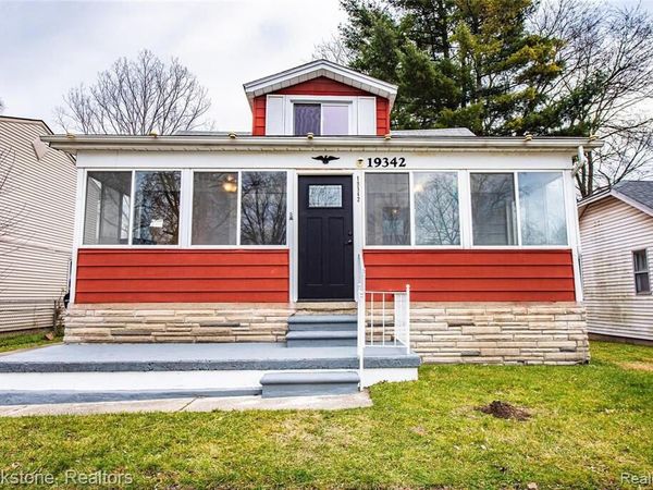 19342 Negaunee, Redford, MI 48240