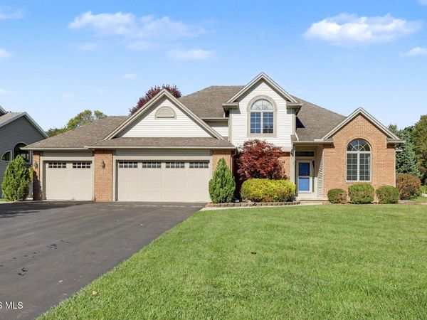 11060 Oak Pointe Drive , Whitehouse, OH 43571