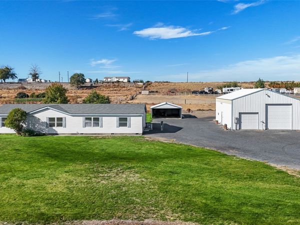 5748 SE Rd J.2, Moses Lake, WA 98837