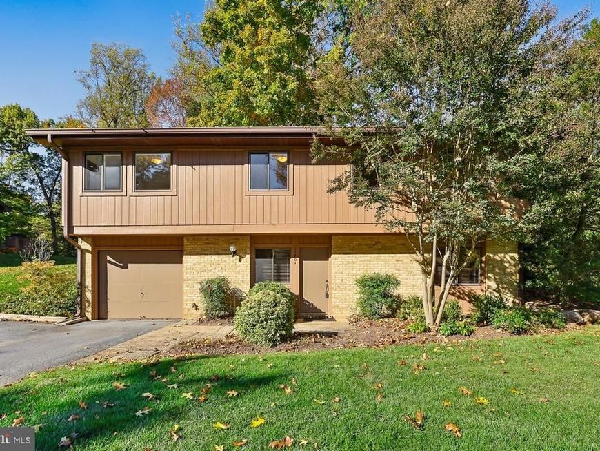 11701 Silent Valley Lane, Gaithersburg, MD 20878 Main Photo