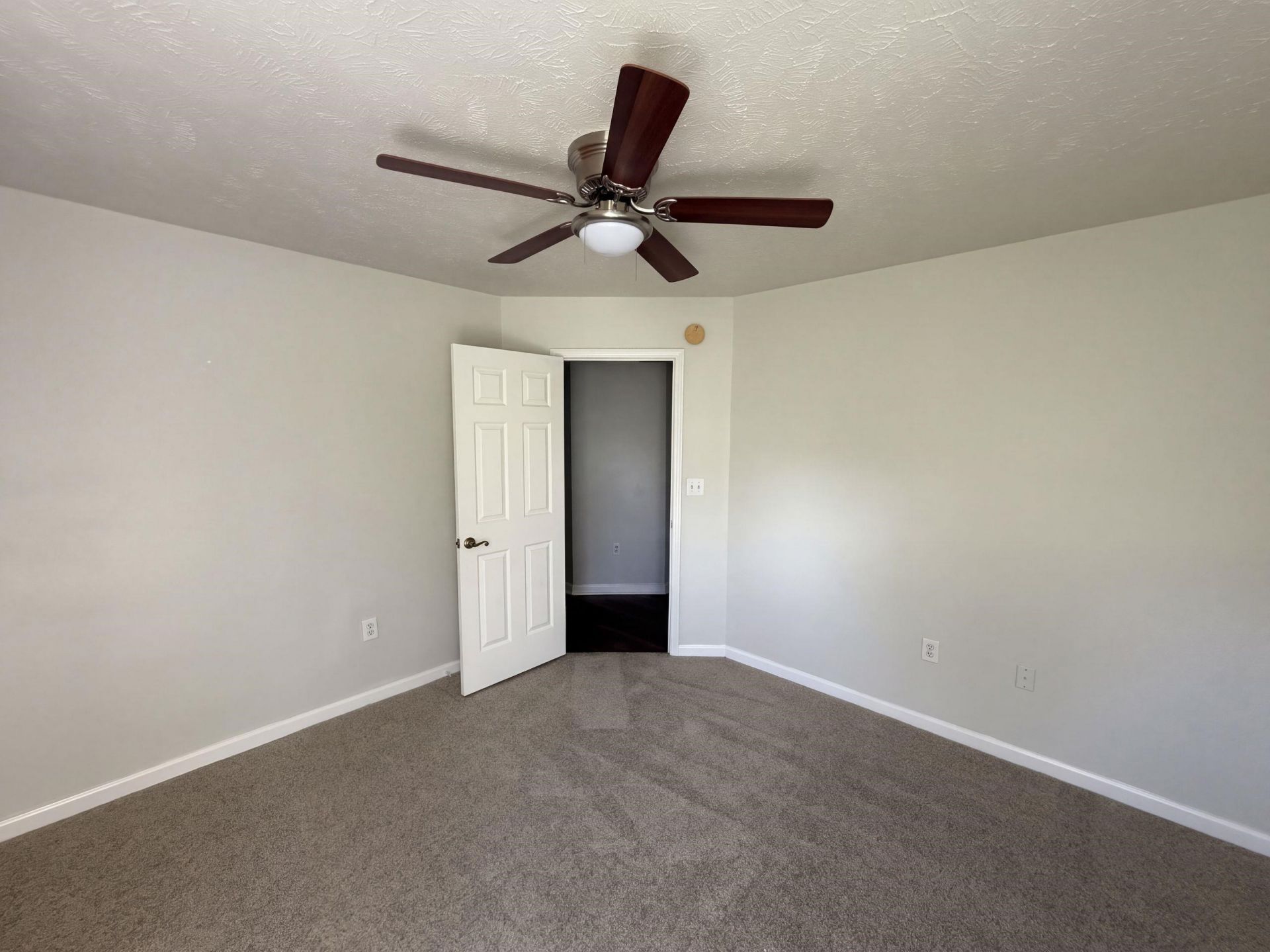 1618 Heathmuir Dr.  Photo 14