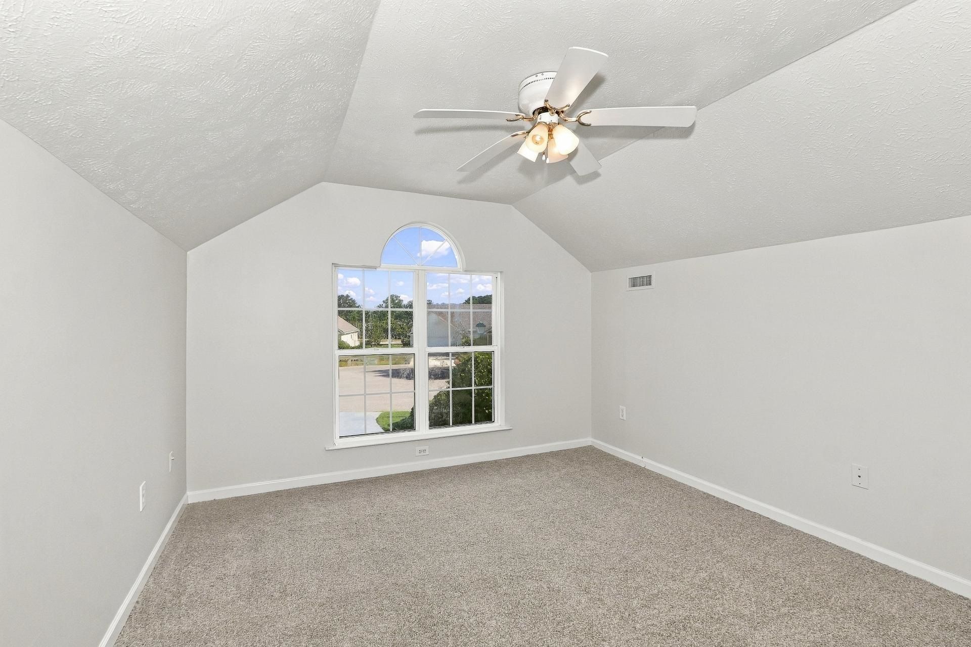 1618 Heathmuir Dr.  Photo 18