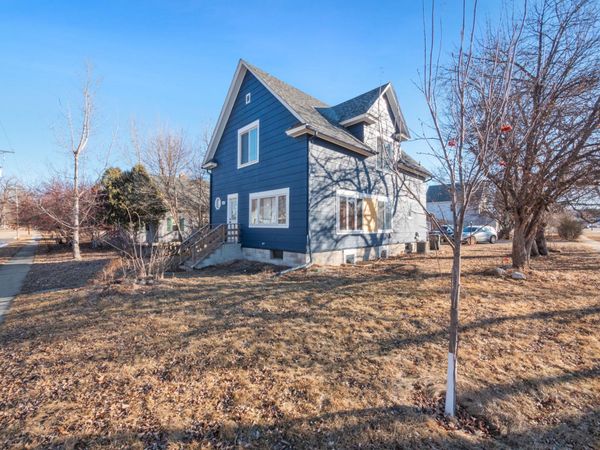276 Minnesota Avenue W, Glenwood, MN 56334
