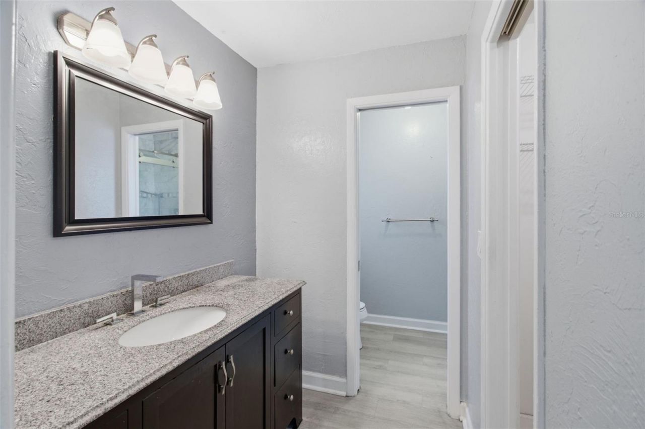4105 Bent Tree Boulevard, Sarasota, FL 34241 Photo