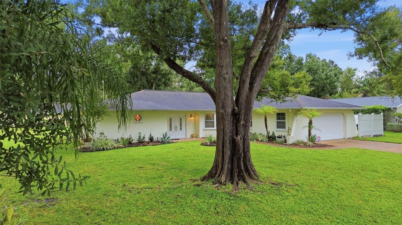 4105 Bent Tree Boulevard, Sarasota, FL 34241 Photo