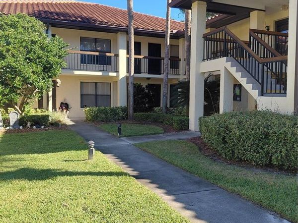 912 HAMMOCK PINE BOULEVARD, Unit 912, CLEARWATER, FL 33761