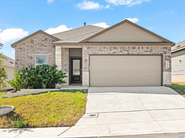 5420 Thyme Corner, St Hedwig, TX 78152