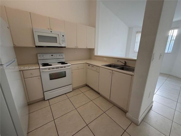2460 SE 16th Ter , Unit 204, Homestead, FL 33035