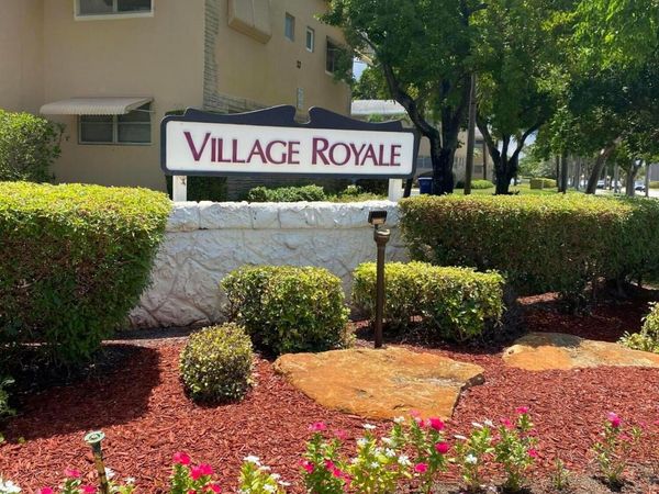 2101 NE 1ST Court, Unit 206, Boynton Beach, FL 33435
