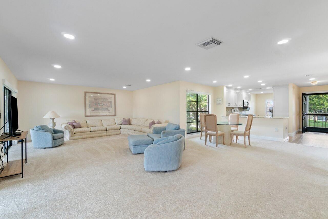 36 Stratford Lane W, Unit H, Boynton Beach, FL 33436 Photo
