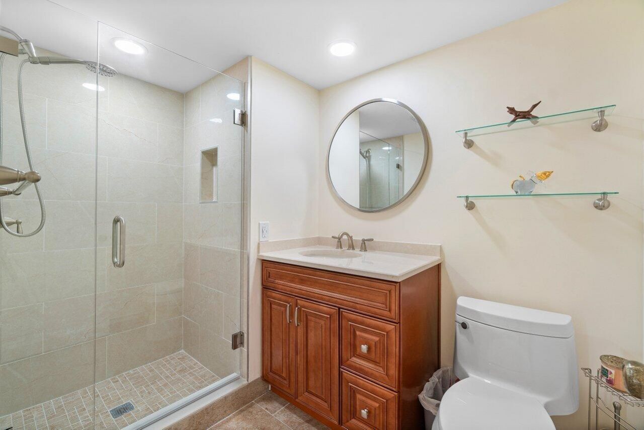 36 Stratford Lane W, Unit H, Boynton Beach, FL 33436 Photo