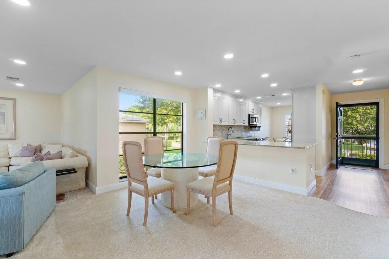 36 Stratford Lane W, Unit H, Boynton Beach, FL 33436 Photo