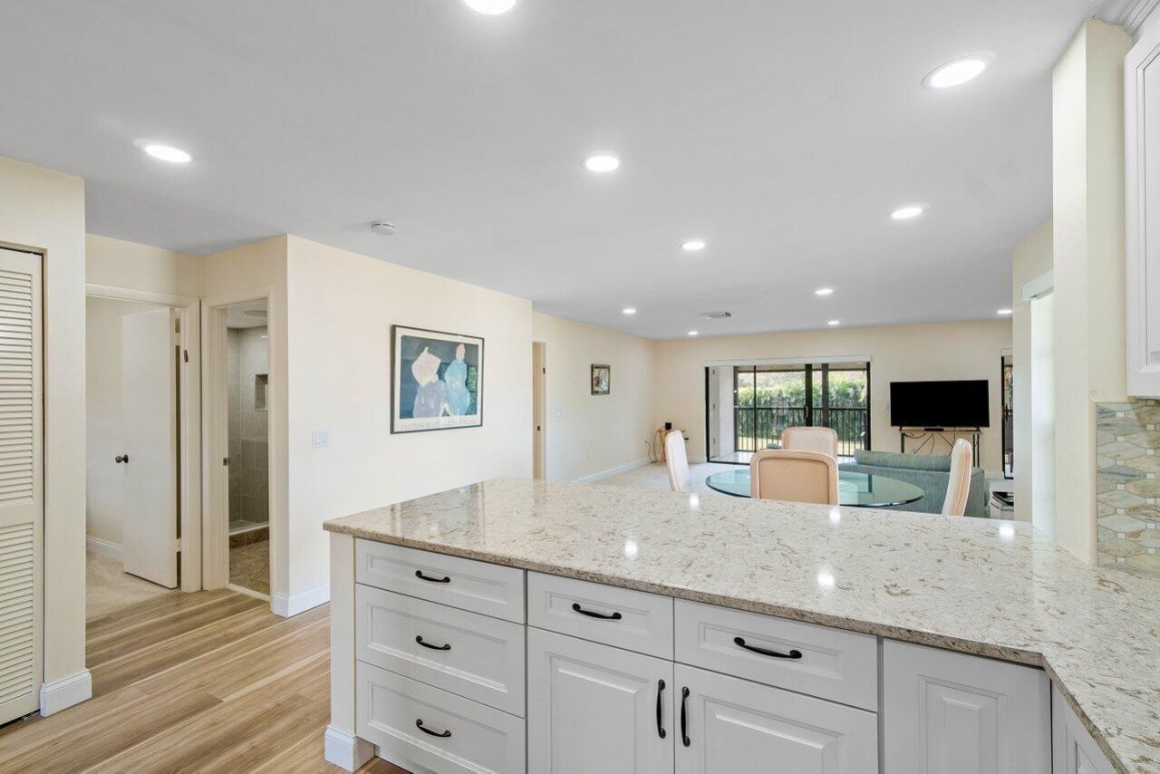 36 Stratford Lane W, Unit H, Boynton Beach, FL 33436 Photo