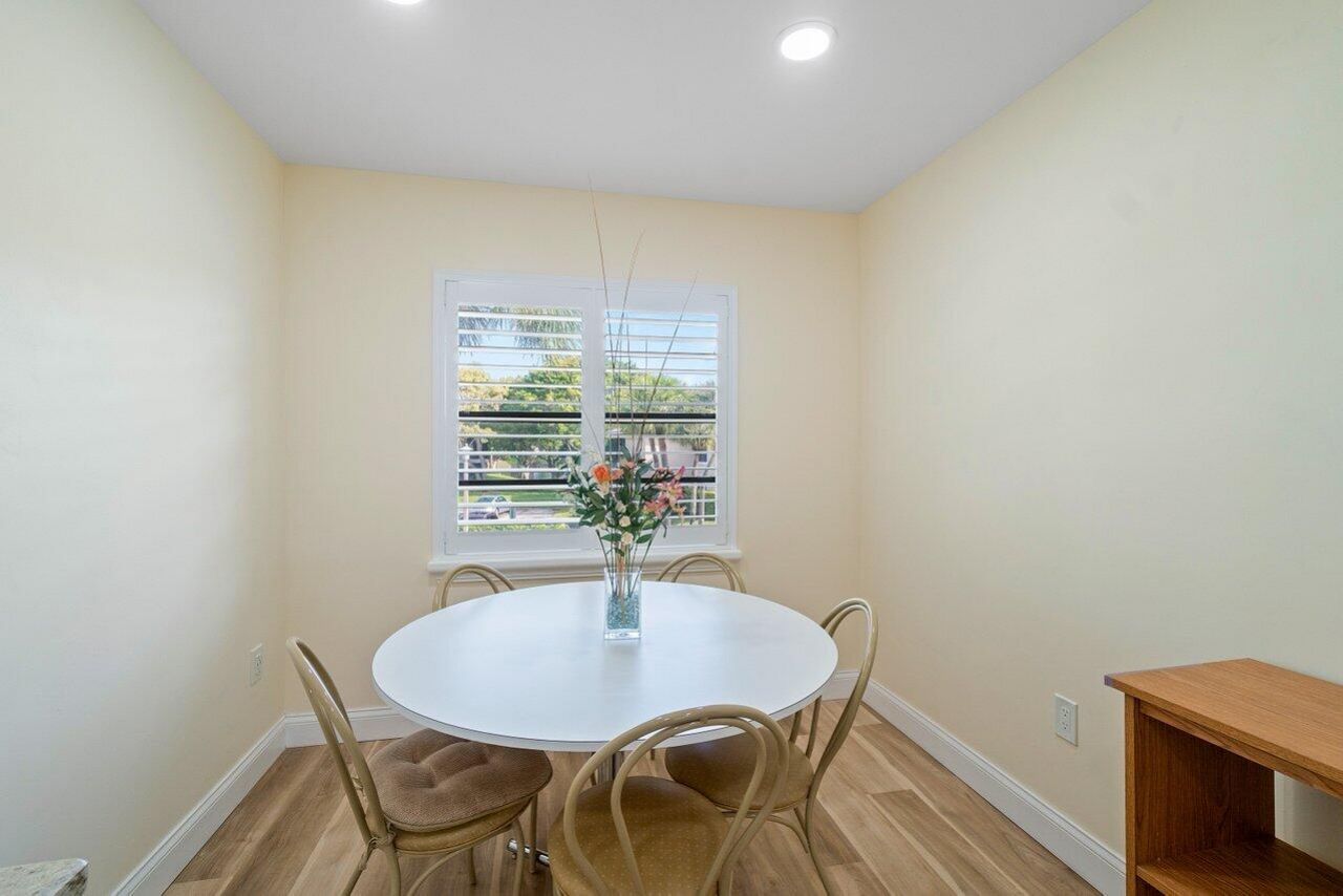 36 Stratford Lane W, Unit H, Boynton Beach, FL 33436 Photo