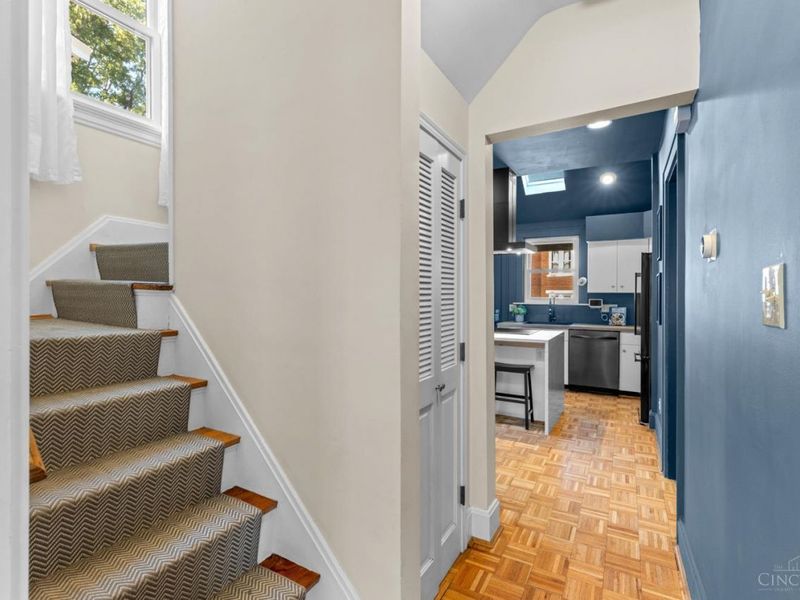 2636 Madison Road, Cincinnati, OH 45208 Photo 17